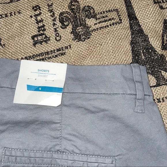 Old Navy NWT! Gray Mid-Rise Chino Mini Short Size 4 - Picture 8 of 10